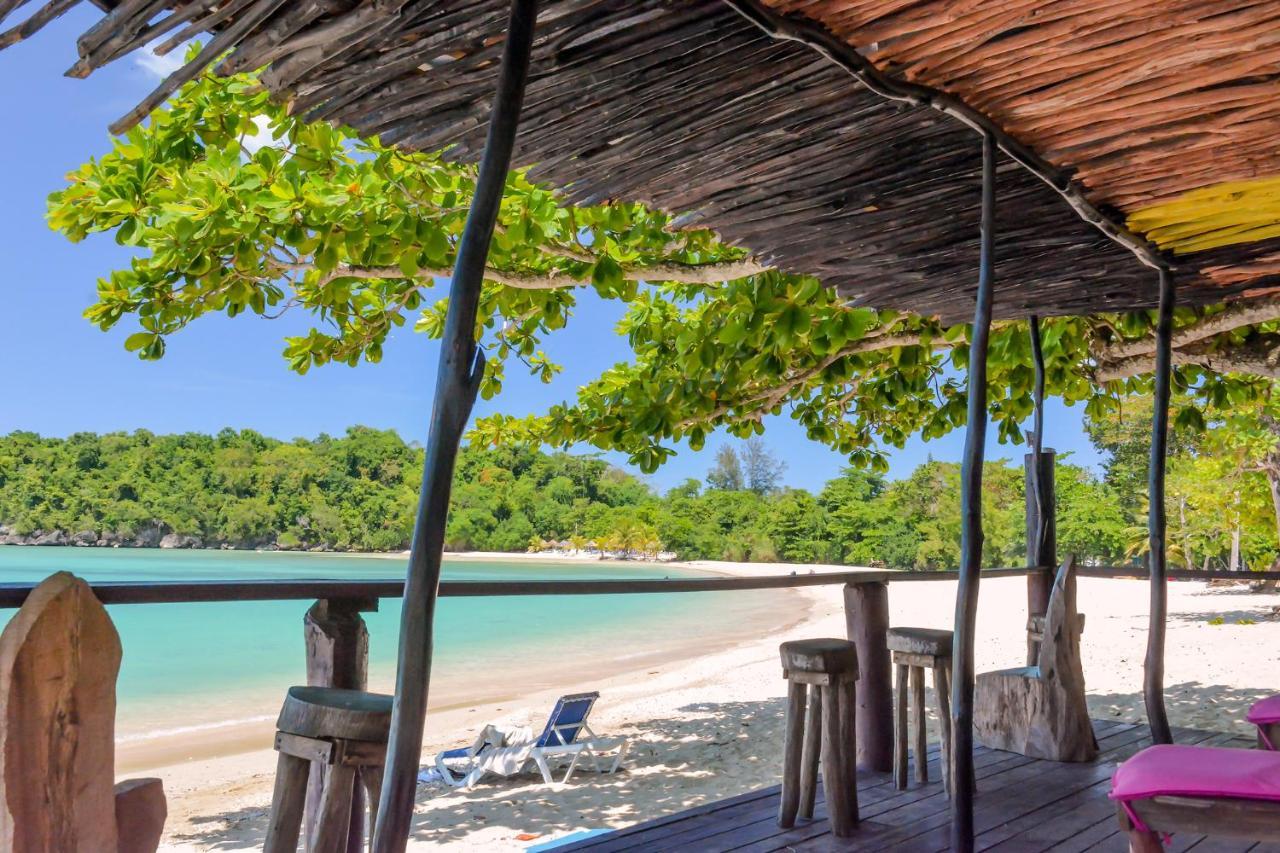 Kaz Kreol Beach Hotel Ocho Rios Exteriör bild