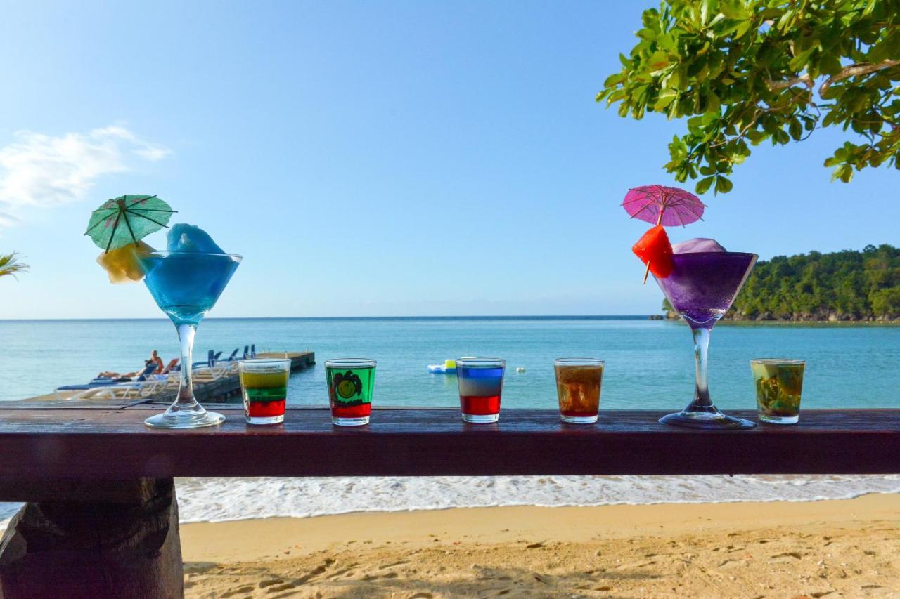 Kaz Kreol Beach Hotel Ocho Rios Exteriör bild