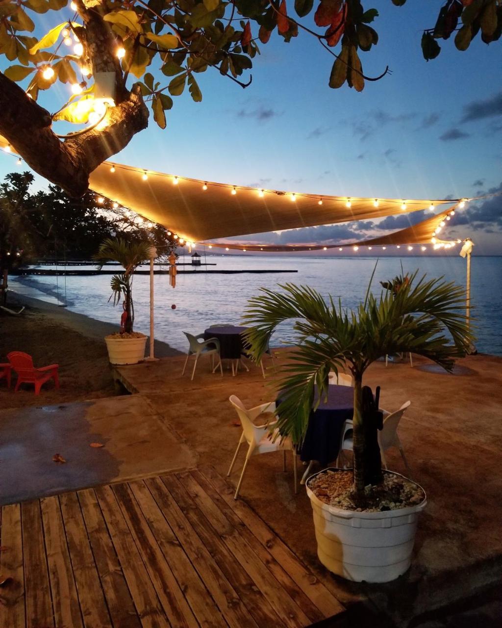 Kaz Kreol Beach Hotel Ocho Rios Exteriör bild