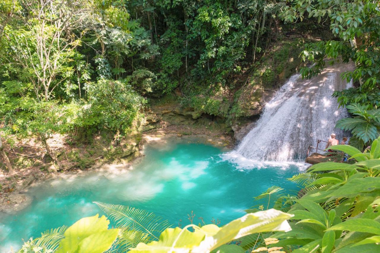 Kaz Kreol Beach Hotel Ocho Rios Exteriör bild